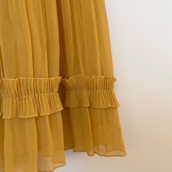 Golden Pleated Topshop Dress - Picture 3 of 3